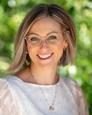 Michelle Eves profile image